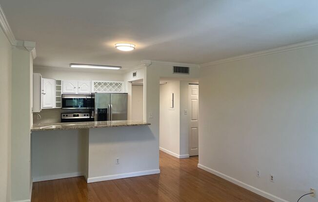 1 bed, 1 bath, $1,095