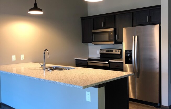 1 bed, 1 bath, 835 sqft, $1,050, Unit 202