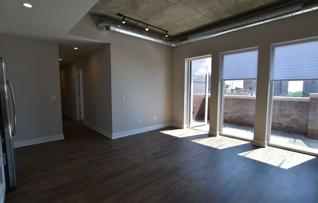 1 bed, 1 bath, 642 sqft, $3,080, Unit 3833-514