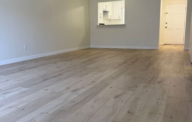 1105 Melrose Ave