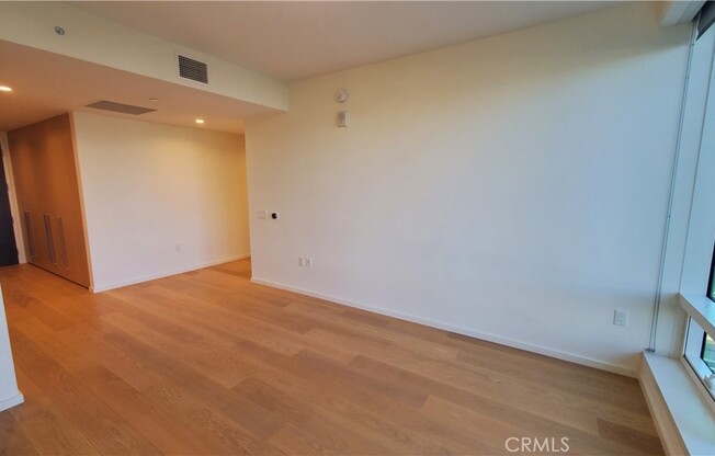 1 bed, 1 bath, 714 sqft, $2,400, Unit 1122