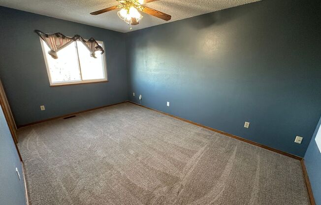 4 beds, 4 baths, $2,145