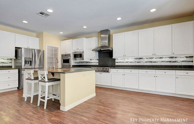 7029 CHESTNUT VLY ST