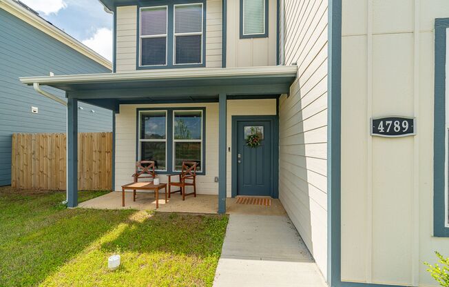 Immaculate 4-bedroom 3.5 bath Home in Fayetteville! Students Welcome!