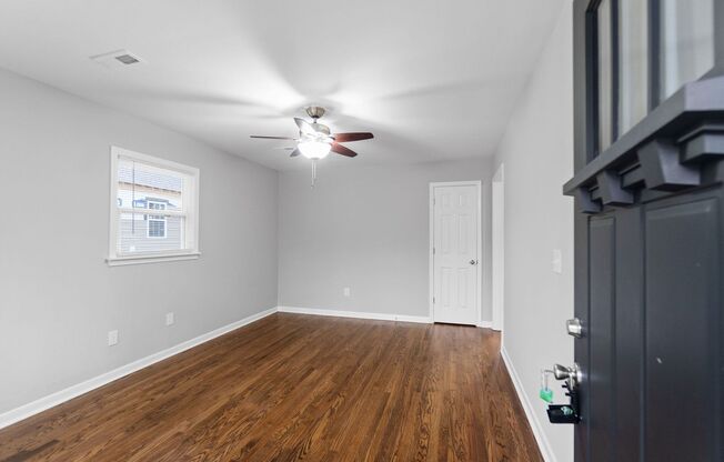 Richardson Street - 904 / 906