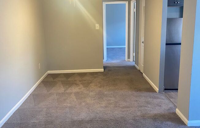 1 bed, 1 bath, 725 sqft, $1,350, Unit D12