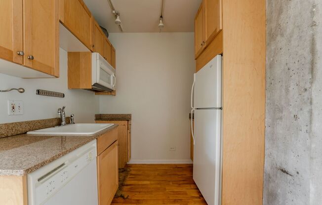 1 bed, 1 bath, 465 sqft, $1,625, Unit 4630-4G