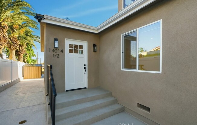 14014 1/2 HUBBARD ST