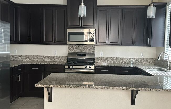 4 Bedroom 2.5 bath in Natomas