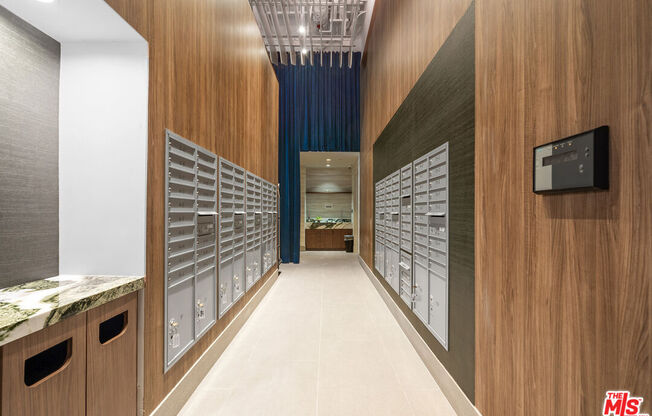 2 beds, 2 baths, 1,500 sqft, $5,500, Unit 7K