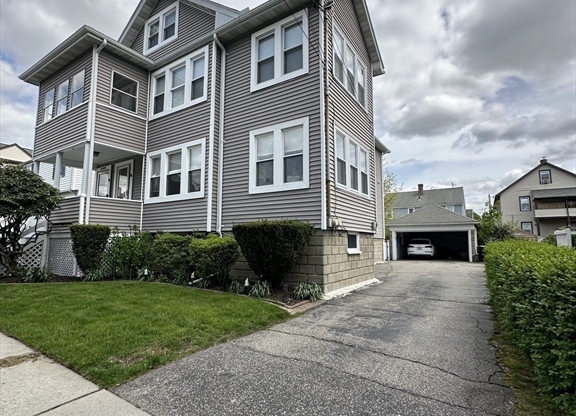 48 EVANS ST