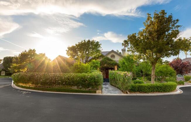 3004 ASTORIA PNES CIR