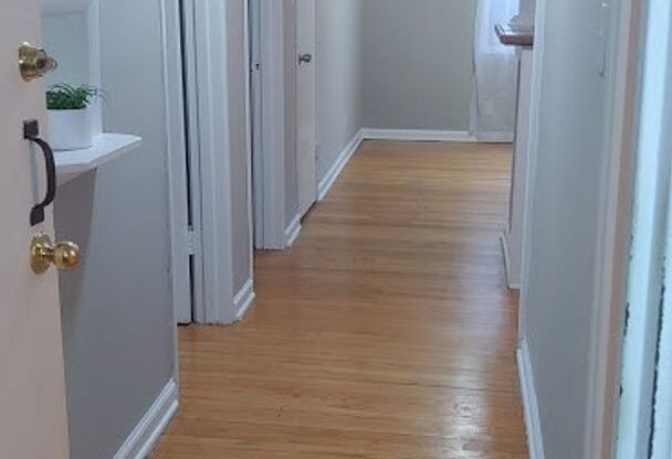 1352 North Ave