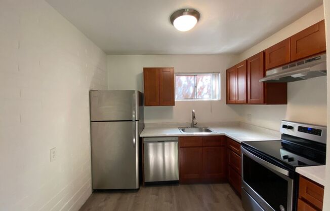 Beautiful Renovations One and Two Bedrooms Located in the Heart of Tempe!