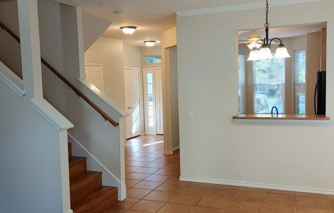 Beautiful 3 Bedroom / 2.5 Bath Townhome in Kyle