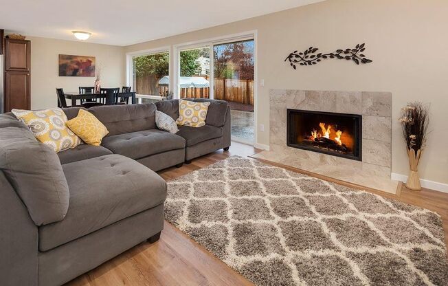 3bd/1.75ba Redmond Home
