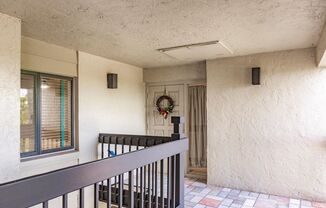 2 beds, 2 baths, $2,250, Unit # 506