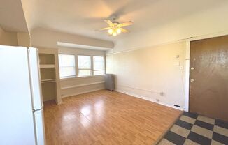 Studio, 1 bath, $775, Unit 23