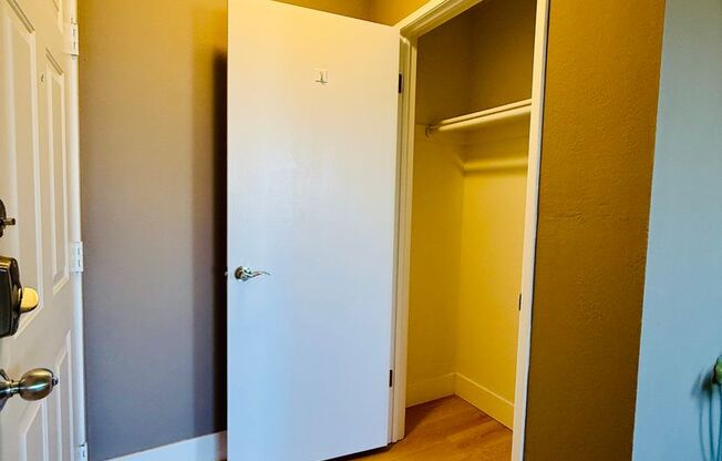Charming 1-Bedroom Condo in the Heart of Summerlin!