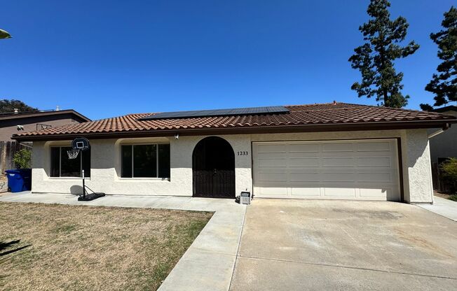 Remodeled 4 Bed / 3 Bath Home with Pool, Spa & Solar – Fletcher Hills