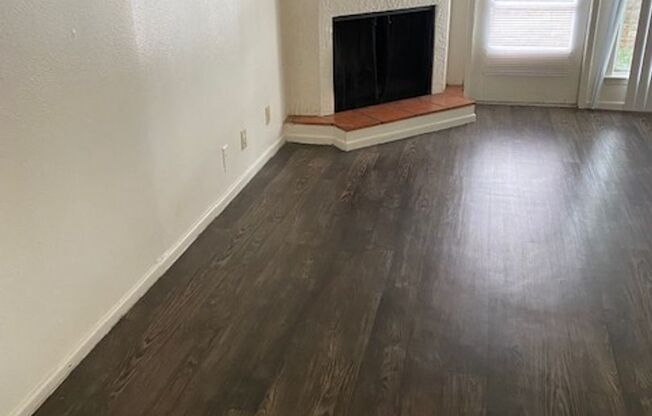 2 beds, 1.5 baths, 1,050 sqft, $1,025, Unit *124