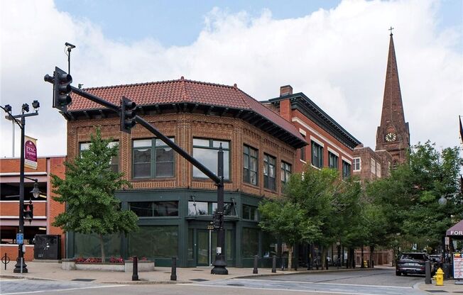 ****Providence/Downcity – Beautiful Updated Condo at The Weybosset Condominiums at PPAC Square - $1,795****