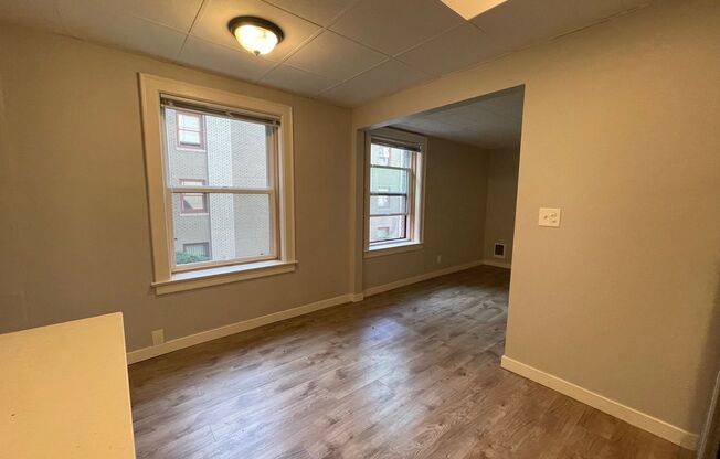 1 bed, 1 bath, 450 sqft, $1,395, Unit 219