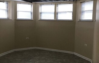 7722 North Marshfield Ave.