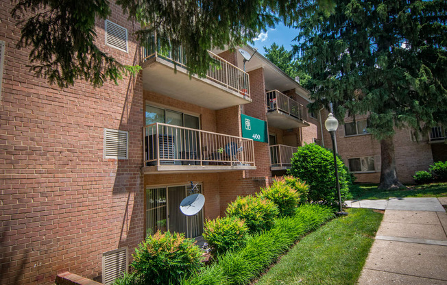 Spring Ridge Apartments Balconies 43