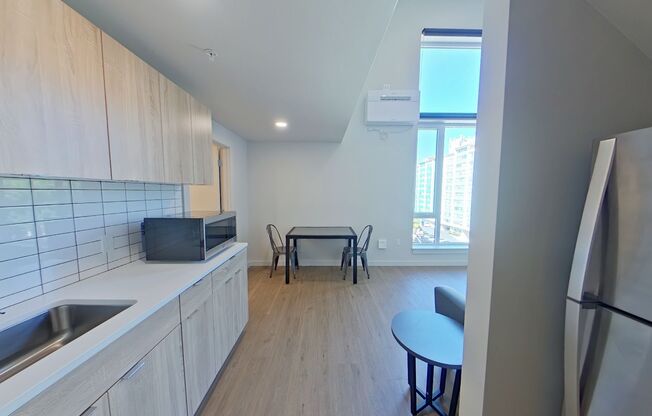 1 bed, 1 bath, 419 sqft, $1,500, Unit 502