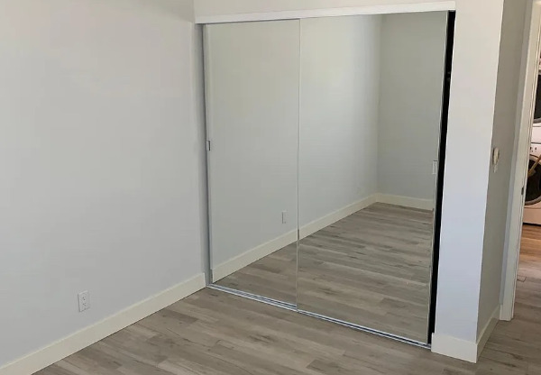 5717 SMOKE RANCH ROAD