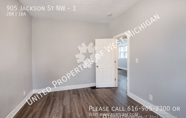 905 Jackson St NW