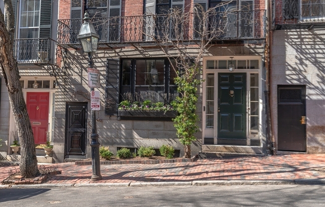 9 CHESTNUT ST