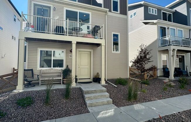 Like New 3 bedroom home in Banning Lewis