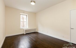 440 E 85 ST