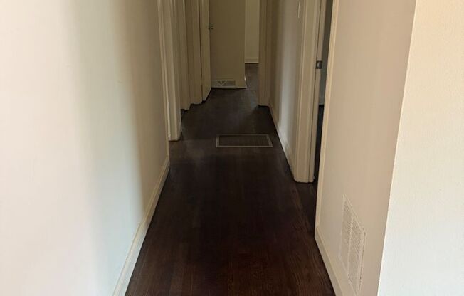 3 bedroom 1 bathroom house