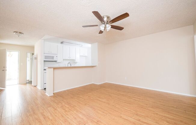 Studio, 1 bath, 599 sqft, $1,595, Unit 045#37