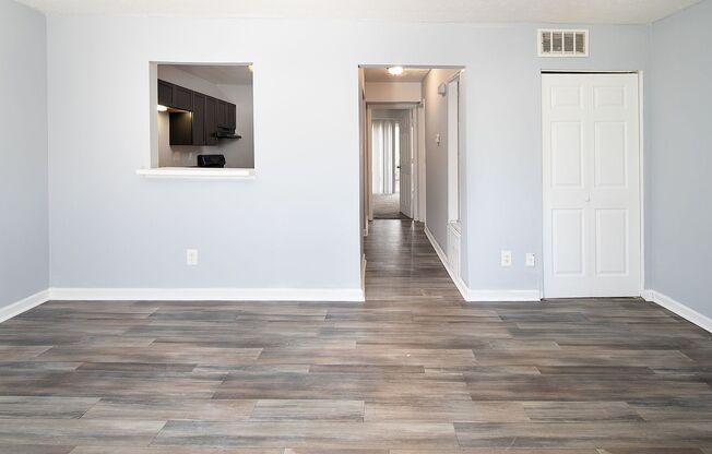 2 beds, 1 bath, 1,200 sqft, $1,350