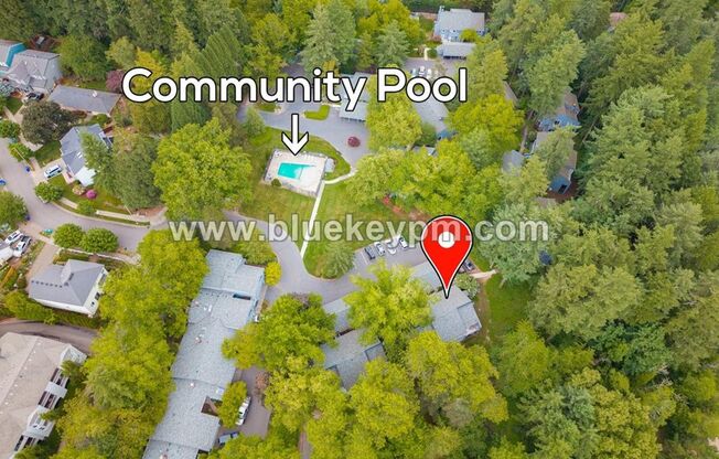 2 Bed, 1 Bath Condo at Franciscan Condominiums Close to PCC and I-5 for easy access