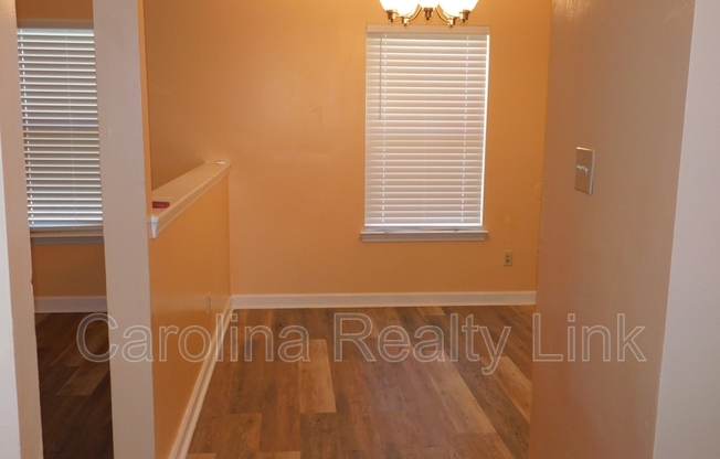 218 TOM HUNTER RD