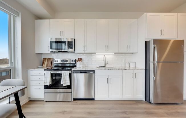 1 bed, 1 bath, 641 sqft, $1,455, Unit 101