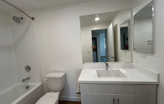 1 bed, 1 bath, 514 sqft, $2,545, Unit 2116-306