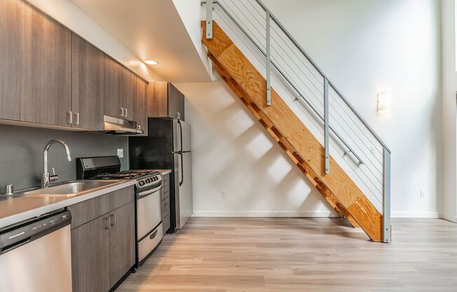 1 bed, 1 bath, 650 sqft, $1,949, Unit 705