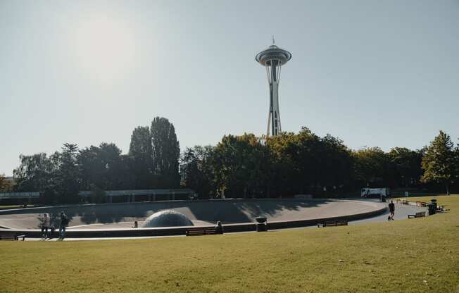 Lush Green Outdoors at Axis, Seattle