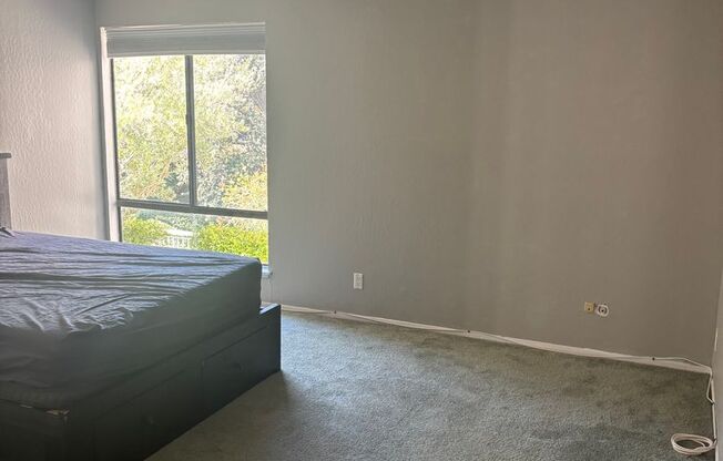 Spacious Upgraded Condo in The Keys – Walnut Creek