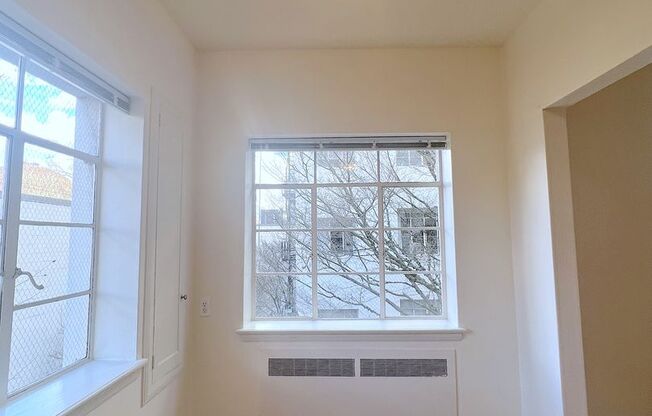 1 bed, 1 bath, 726 sqft, $1,550, Unit 407