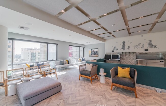 1 bed, 1 bath, 711 sqft, $2,800, Unit 1414