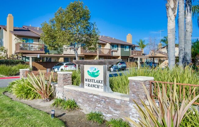 Beautiful 2 Story Townhouse with Prime Location!!