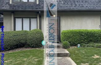 17 IVY RDG NE