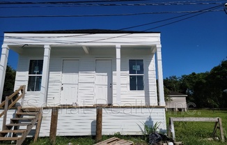 4855 N. Derbigny St.